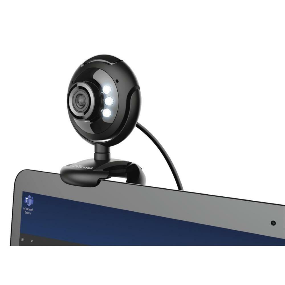 Trust Spotlight Pro veebikaamera 16428 LED-valgustuse ja mikrofoniga, must